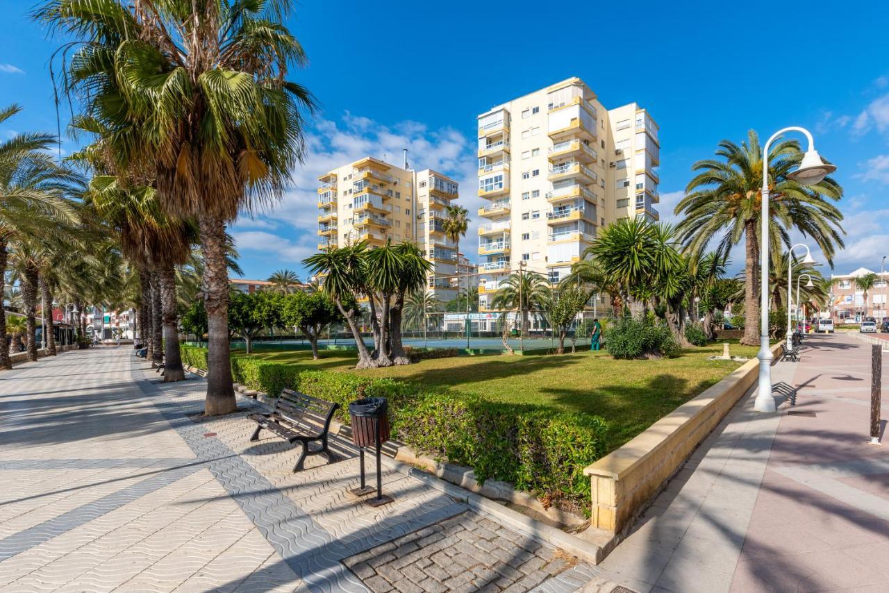 50 Mts Beach With Sea Views Pool Algarrobo Costa Exteriör bild